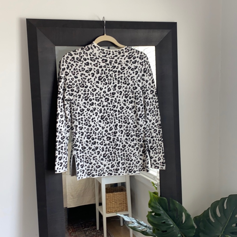 Leopard sweater